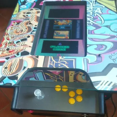 Maggiore Billard Pinball Arcade Apartament *